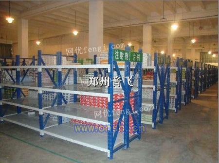 中型貨架在濮陽五金產(chǎn)品零售中的優(yōu)勢與應(yīng)用